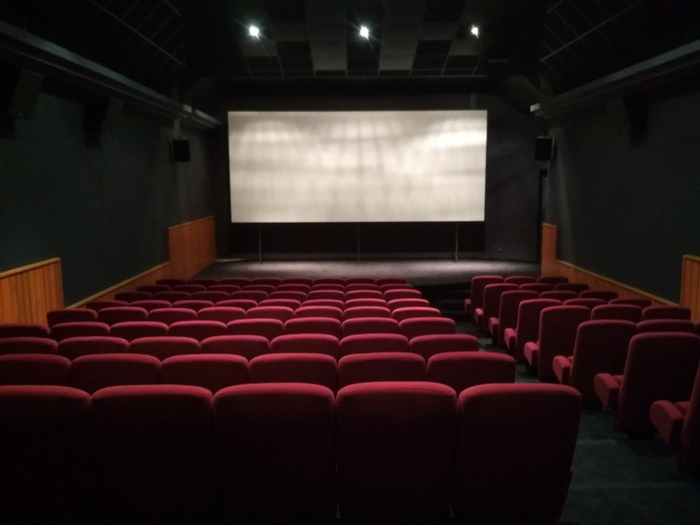 photo salle de cinéma de loudenvielle Arixo